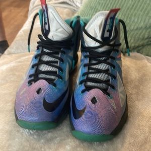 Nike LeBron, 10 pure platinum shoes